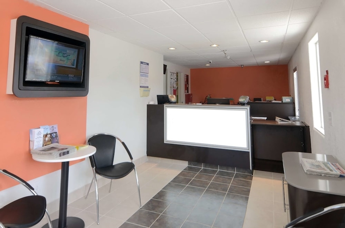 Imagen de los interiores del Motel 6 Twentynine Palms, Ca. Foto 15