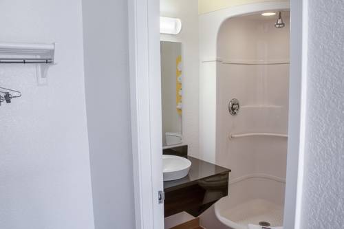 Imagen de la habitación del Motel 6 Ukiah, Ca. Foto 10