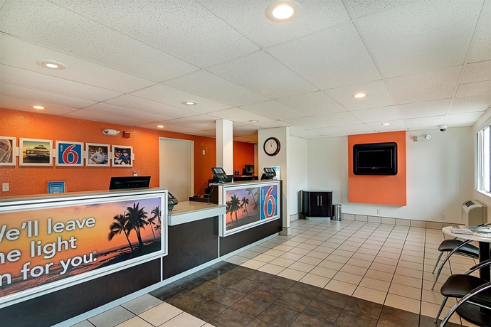 Imagen de los interiores del Motel 6 Ventura, Ca - Beach. Foto 9