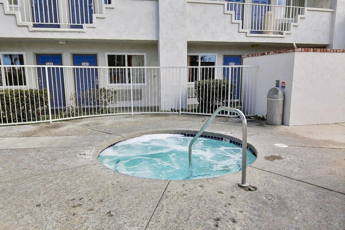 Imagen de la piscina del Motel 6 Ventura, Ca - South. Foto 15
