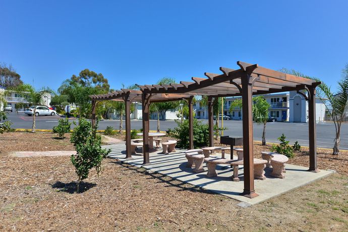 Imagen de la piscina del Motel 6 Vista, Ca. Foto 16