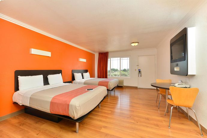 Imagen de los interiores del Motel 6 Vista, Ca. Foto 15
