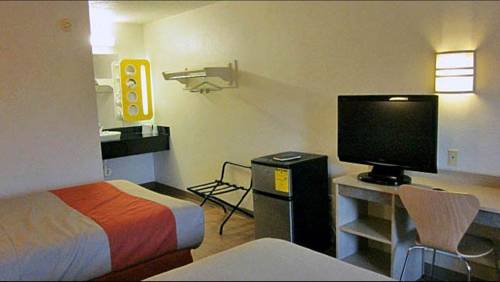 Imagen de la habitación del Motel 6 Warren, Mi - Detroit East. Foto 4