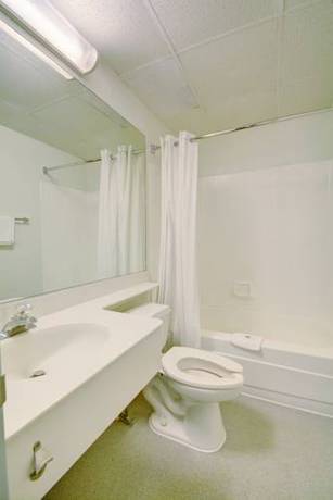 Imagen de la habitación del Motel 6 Warwick, Ri - Providence Airport - I-95. Foto 5