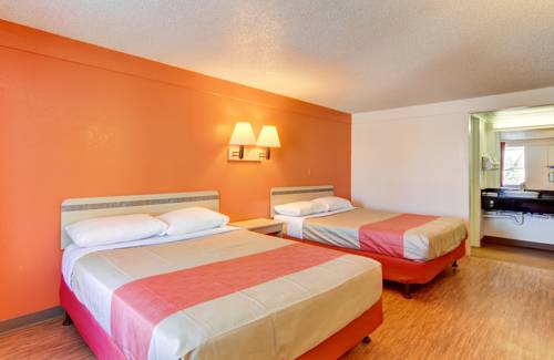 Imagen de la habitación del Motel 6 Washington Pennsylvania. Foto 5