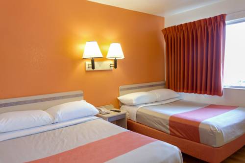 Imagen de la habitación del Motel 6 Weed - Mount Shasta. Foto 5