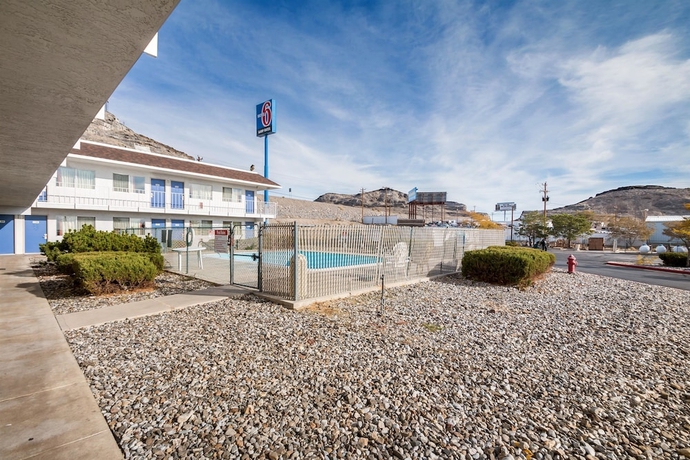 Imagen de la piscina del Motel 6 Wendover, Ut. Foto 17