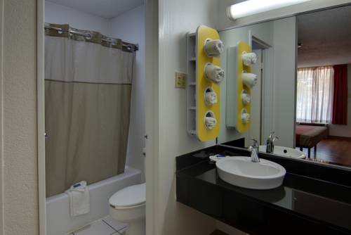 Imagen de la habitación del Motel 6 West Monroe, La. Foto 10