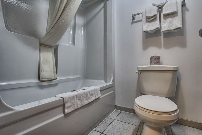 Imagen de la habitación del Motel 6 Windsor, On. Foto 9