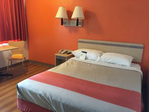 Imagen de la habitación del Motel 6 Yreka, Ca. Foto 6