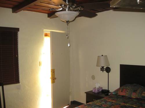 Imagen de la habitación del Motel 66, Barstow. Foto 10