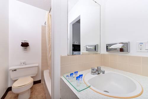 Imagen de la habitación del Motel 8, Olds. Foto 3