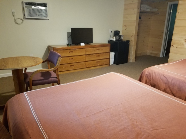 Imagen de la habitación del Motel A Holiday. Foto 7