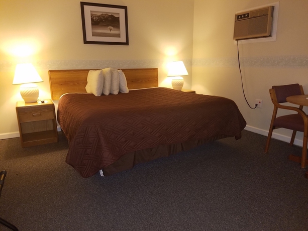 Imagen de la habitación del Motel A Holiday. Foto 13