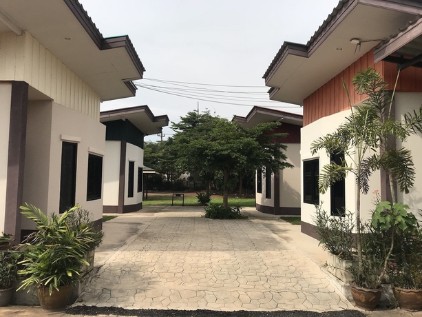 Imagen de los exteriores del Motel Aandn. Foto 12