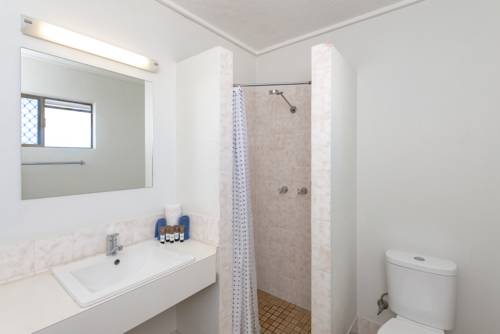 Imagen de la habitación del Motel Aaron, Gladstone. Foto 6