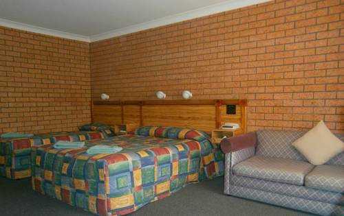 Imagen de la habitación del Motel Aaron Inn. Foto 2