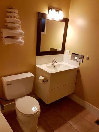 Imagen de la habitación del Motel Above Tide. Foto 8