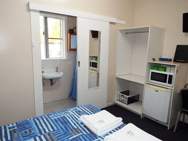 Imagen de la habitación del Motel Acacia, Chinchilla. Foto 13