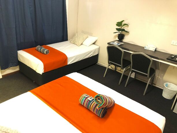 Imagen de la habitación del Motel Acacia, Chinchilla. Foto 15