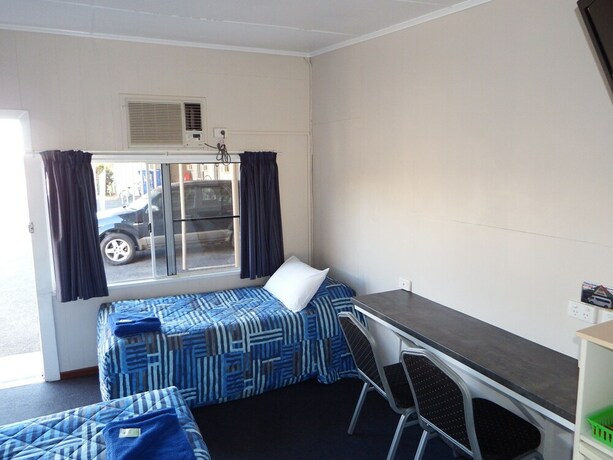 Imagen de la habitación del Motel Acacia, Chinchilla. Foto 21