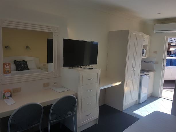 Imagen de la habitación del Motel Acacia Griffith. Foto 2