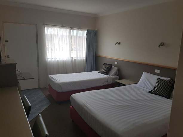 Imagen de la habitación del Motel Acacia Griffith. Foto 8