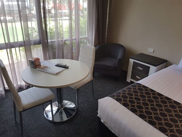 Imagen de la habitación del Motel Acacia Griffith. Foto 15