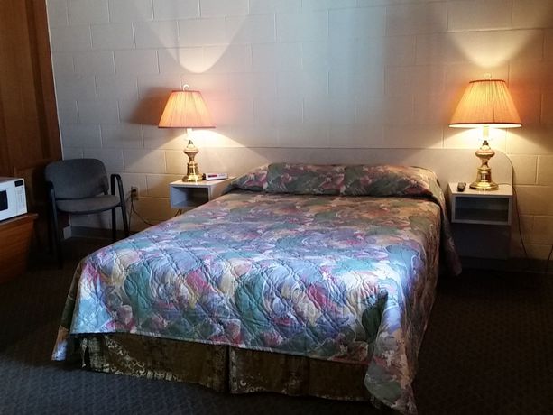 Imagen de los exteriores del Motel Ace Crown. Foto 12