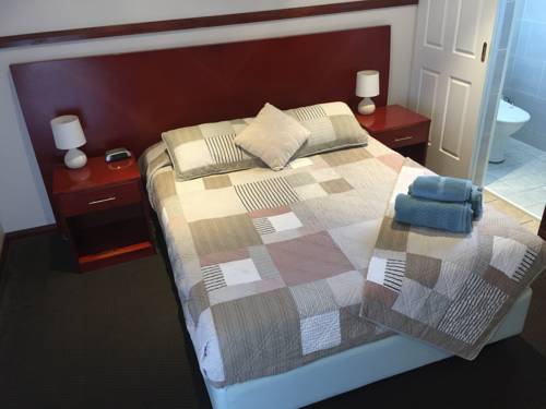 Imagen de la habitación del Motel Across Country and Serviced Apartments. Foto 6