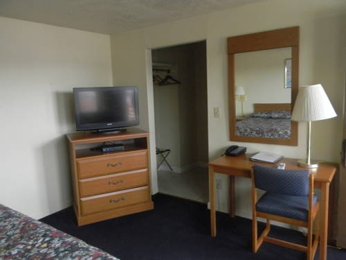 Imagen de la habitación del Motel Aircrest. Foto 10