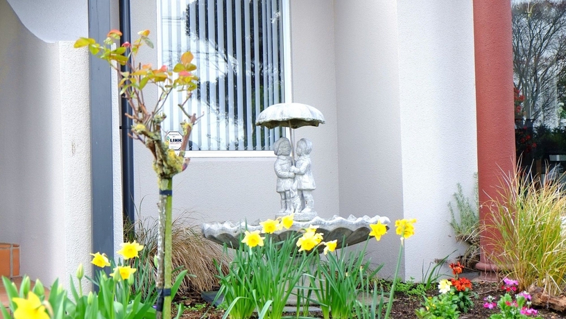 Imagen de los exteriores del Motel Airport Birches. Foto 15