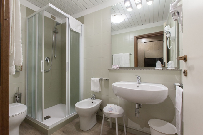 Imagen de la habitación del Motel Airport Hotel Malpensa. Foto 14