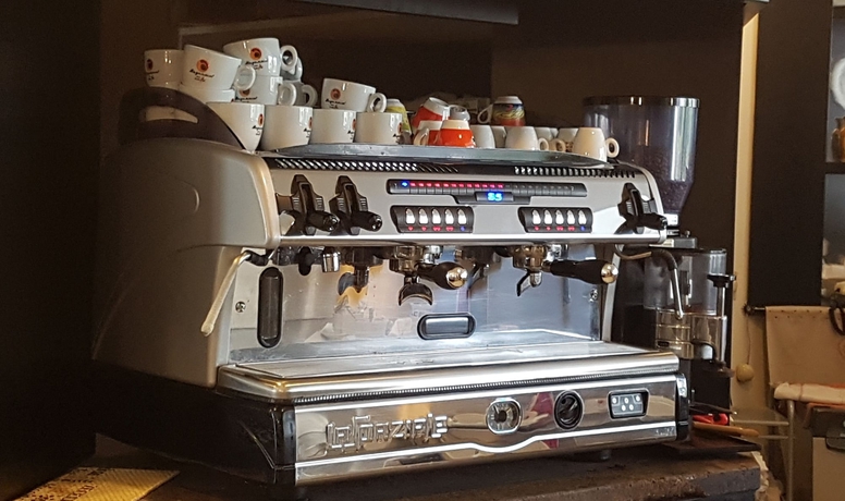 Imagen del bar/restaurante del Motel Airport Hotel Malpensa. Foto 11