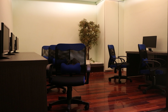 Imagen de los interiores del Motel Alia. Foto 19
