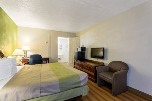 Imagen de la habitación del Motel Americas Best Value Inn Edgewood, MD. Foto 9