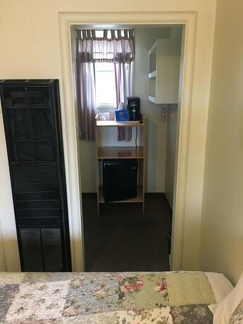 Imagen de la habitación del Motel Anchor Lodge, Fort Bragg. Foto 20