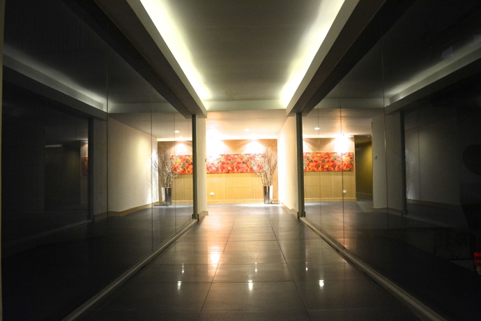 Imagen de los interiores del Motel A-one, Bangkok. Foto 14