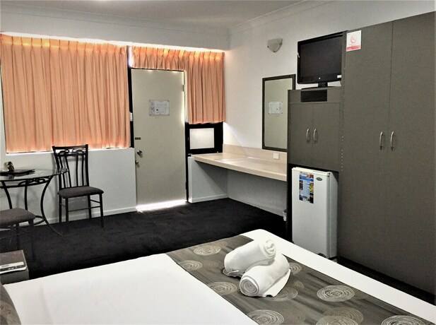 Imagen de la habitación del Motel Archer Park. Foto 35