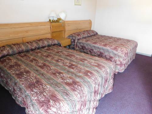 Imagen de la habitación del Motel Aries, Edson. Foto 4