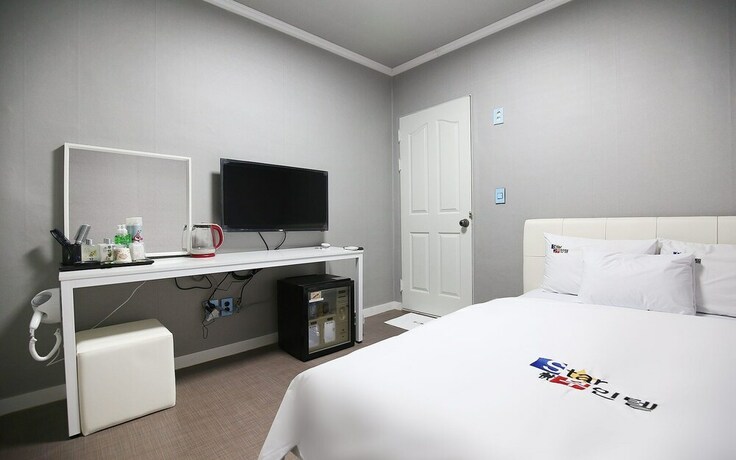 Imagen de la habitación del Motel Asan Star Self Check-in. Foto 24