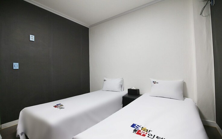 Imagen de la habitación del Motel Asan Star Self Check-in. Foto 30