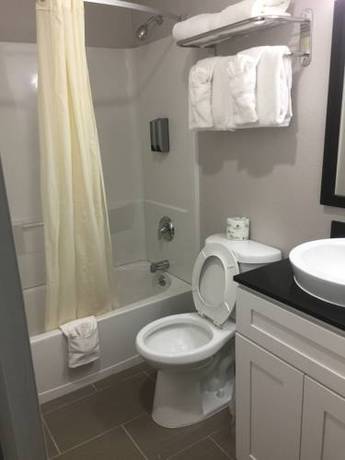 Imagen de la habitación del Motel Astoria Rivershore. Foto 4