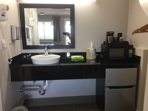 Imagen de la habitación del Motel Astoria Rivershore. Foto 16