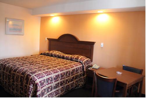 Imagen de la habitación del Motel Astro, San Bernardino. Foto 12