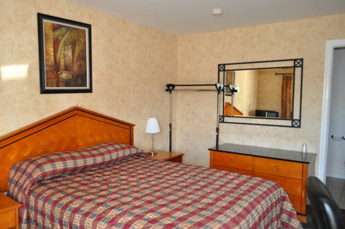 Imagen de la habitación del Motel At 9. Foto 9