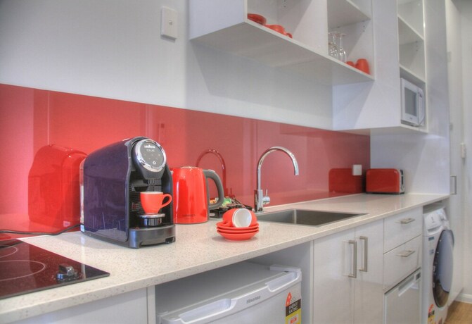 Imagen de la habitación del Motel Atherton. Foto 17