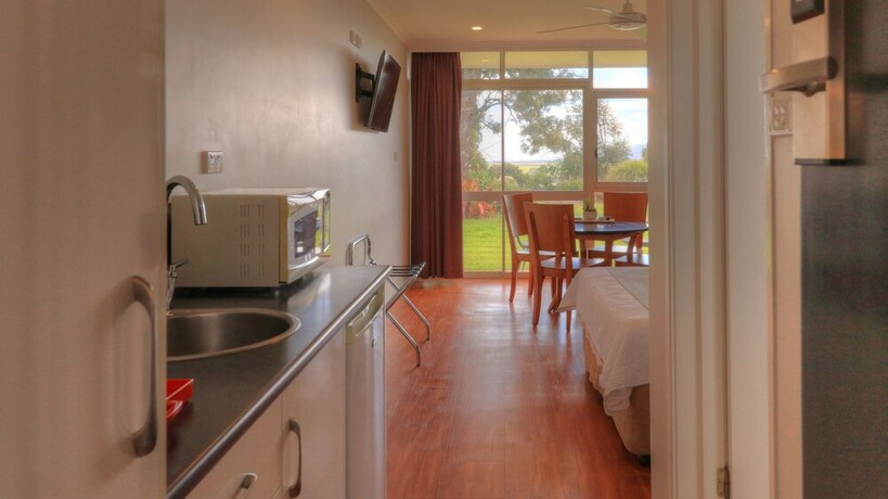 Imagen de la habitación del Motel Atherton. Foto 18