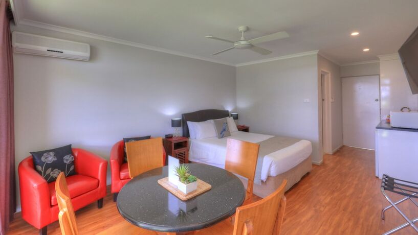 Imagen de la habitación del Motel Atherton. Foto 29