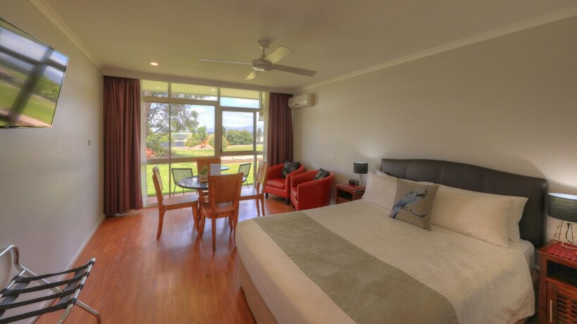 Imagen de la habitación del Motel Atherton. Foto 32